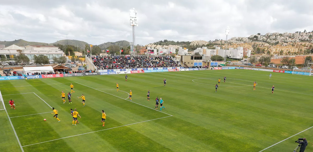 partidos de fútbol en la manga club